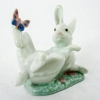 That Tickles! 1005888 - Lladro Porcelain Figurine