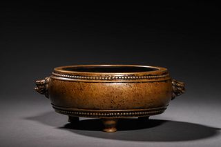 Early Qing: A Bronze Tripod Incense Burner 