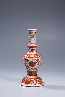 Ming Dynasty:An Alum Red Color Vase