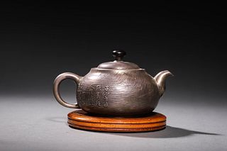 Qing: A silver Teapot