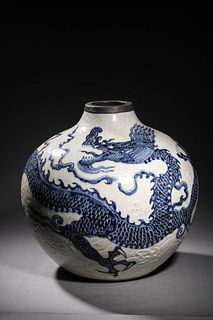 Ming XuanDe: A Blue & White Porcelain Vase