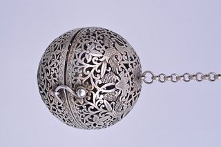 Qing:  A Gilt Silver Carved Phoenix Pattern Sachet Ball