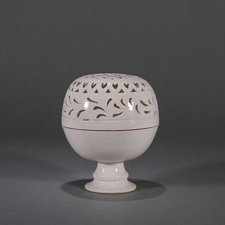 A hollowed out Jiexiu kiln white glazed porcelain incense burner
