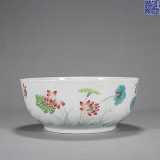 A famille rose lotus pond porcelain bowl