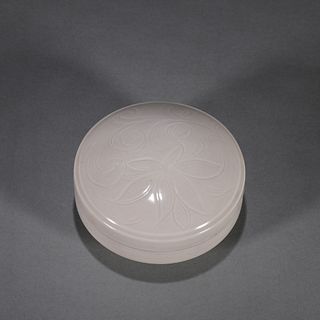 A flower carved Ding kiln porcelain powder box