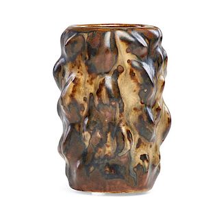 AXEL SALTO Budding vase