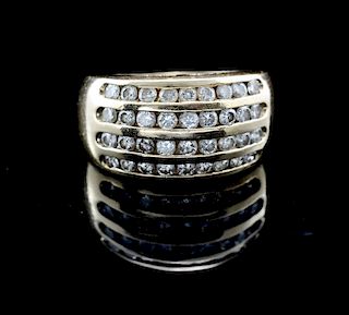 Ladies 14k Diamond ring
