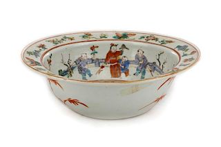19th C Chinese Export Fruit Bowl, Dragon & Figures