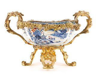 18th C. Chinese Export Center Bowl on Gilt Stand