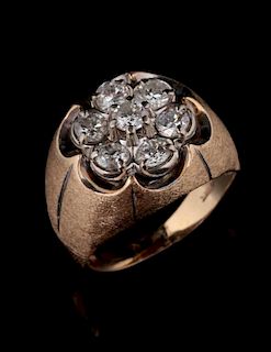 A GENT'S 14K DIAMOND RING ESTIMATED AT 2 CARATS TW