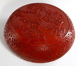 A LARGE FINE CHINESE CARVED CINNABAR LACQUER BOX
