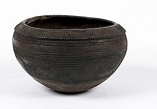 Nigeria Nupe Ceramic Pot 