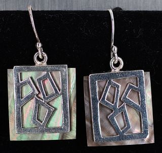 STERLING SILVER PEARL GRAY SQUARE GEOMETRIC DESIGN EARRINGS NEW OLD STOCK (175)