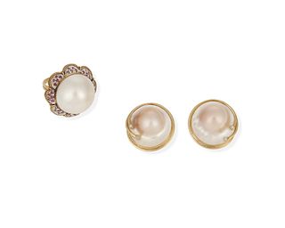 Two pearl jewelry items