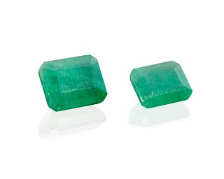 2 unmounted emeralds