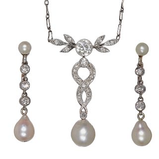 CERTIFICATED NATURAL SALTWATER PEARL AND DIAMOND DROP PENDANT NECKLACE AND PAIR OF EARRINGS