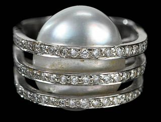 18kt. Pearl and Diamond Ring