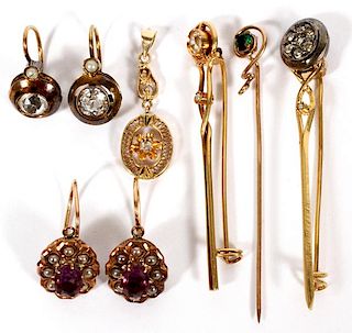 VINTAGE EARRINGS PINS AND PENDANT 8 PIECES