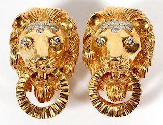 18KT YELLOW GOLD & DIAMOND LION-FORM EARRINGS PAIR