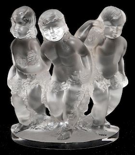 LALIQUE 'LUXEMBOURG' FROSTED GLASS FIGURE GROUP