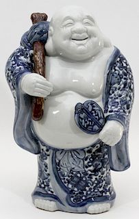 CHINESE BLUE & WHITE PORCELAIN BUDDHA