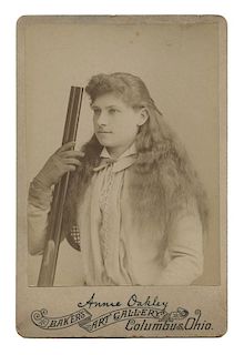 Autographed Cabinet Card Photo of Annie Oakley.