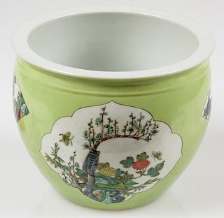 Chinese Polychrome Decorated Ceramic Bowl