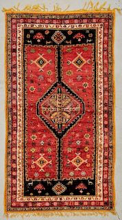 Vintage Moroccan Rug: 5'6" x 9'10" (167 x 300 cm)