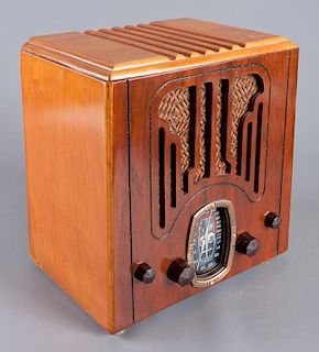 1930s Crosley Model 516 Tombstone Radio