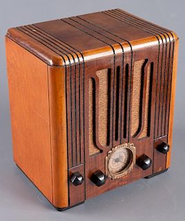 1930s Crosley Model 515 Tombstone Radio