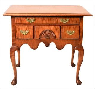 Benchmade Tiger Maple Queen Anne Style Lowboy/Dressing Table