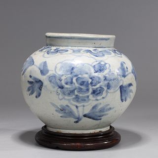 Korean Yi Dynasty Blue & White Porcelain Jar