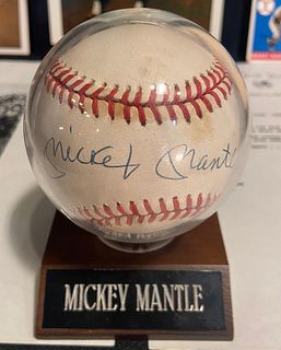 Authentic MICKEY MANTLE Signed Baseball 