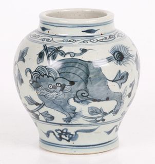 A Chinese blue and white porcelain Jar