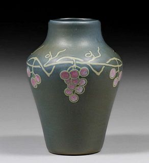 Weller XeniaÂ Arts & Crafts Vase c1910s