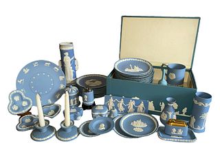 Collection 46 Jasperware Blue WEDGWOOD DISNEYLAND 
