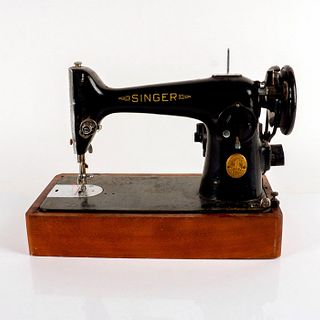 Antique Singer Sewing Machine Made in Canada