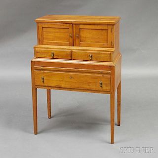 Country Cherry Desk on Frame