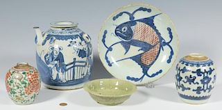 5 pcs Chinese Ceramics inc. Ming w/Letter
