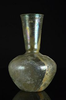 ROMAN LARGE YELLOW-GREEN GLASS VESSEL WITH SWIRL PATTERN
