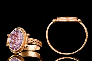 ROMAN CARNELIAN INTAGLIO WITH VICTORY/NIKE IN GOLD RING