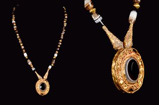 RARE GREEK HELENISTIC GOLD AND AGATE NECKLACE