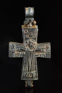 BYZANTINE BRONZE RELIQUARY CROSS WITH CHRIST AND SAINTS IN ROUNDELS