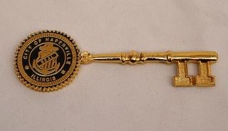 TONY CURTIS ESTATE KEY OF CITY OF NAPERVILLE PRESENTED TO T. CURTIS BY MAYOR