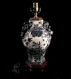 Chinese Export-Style Porcelain Lamp