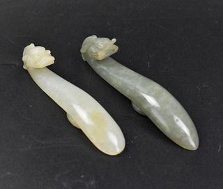 Two Chinese Jade Carved Dragon Belt Hooks, Qing D.