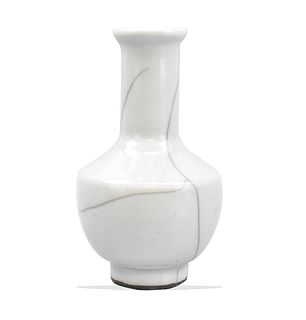 Chinese Ge Type Crackle Mallet Vase,19th C.