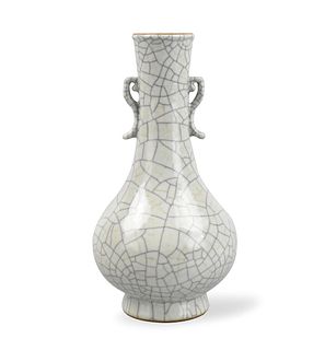 Chinese Ge Glazed Crackle Vase, Qianlong Mark