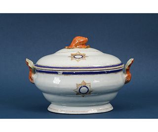 CHINESE PORCELAIN SOUP TUREEN