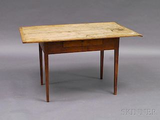 Country Federal Maple One-drawer Tavern Table